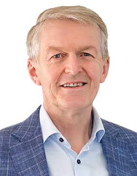 [MISSING IMAGE: http://api.rkd.refinitiv.com/api/FilingsRetrieval3/.72999395.0001104659-23-040139ph_weberthomas-4c.jpg.ashx]