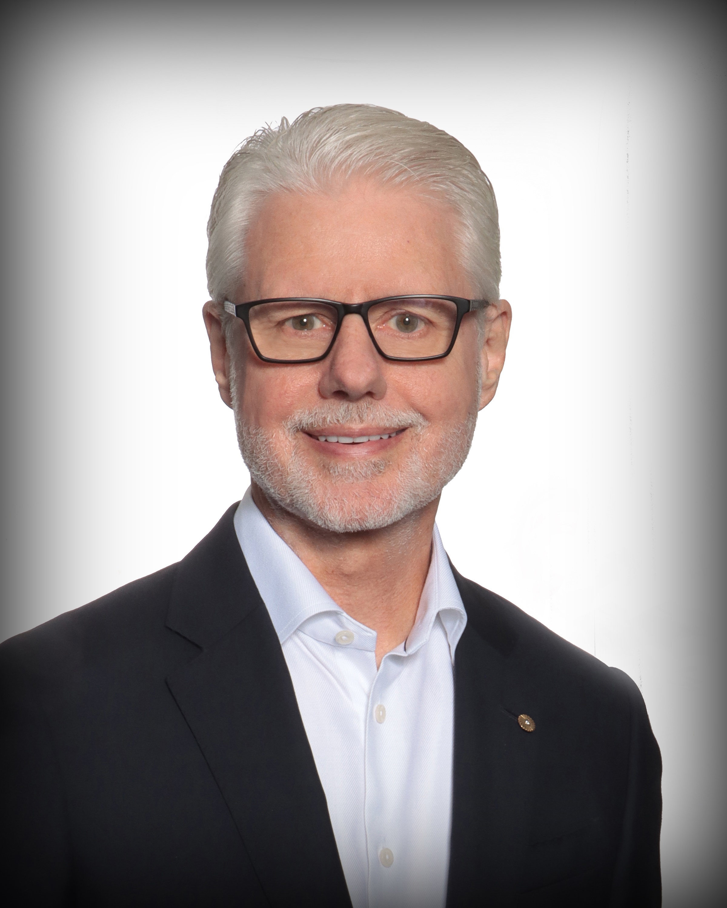 Phil Green NEW 8x10 1030  bv_.jpg