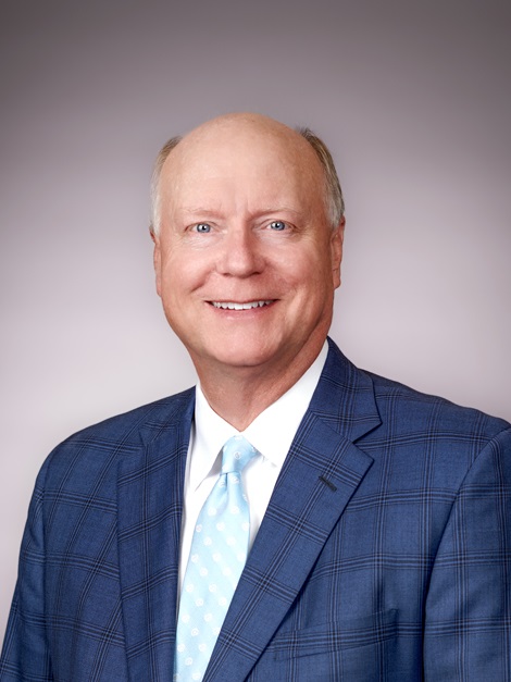 Headshot_Board_Hank Linginfelter.jpg