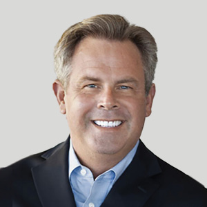 05 436117-1_pic_Executive_Officer_Dumbrell.jpg