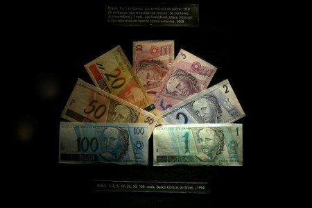 EMERGING MARKETS-Latin American currencies rise as investors weigh US inflation